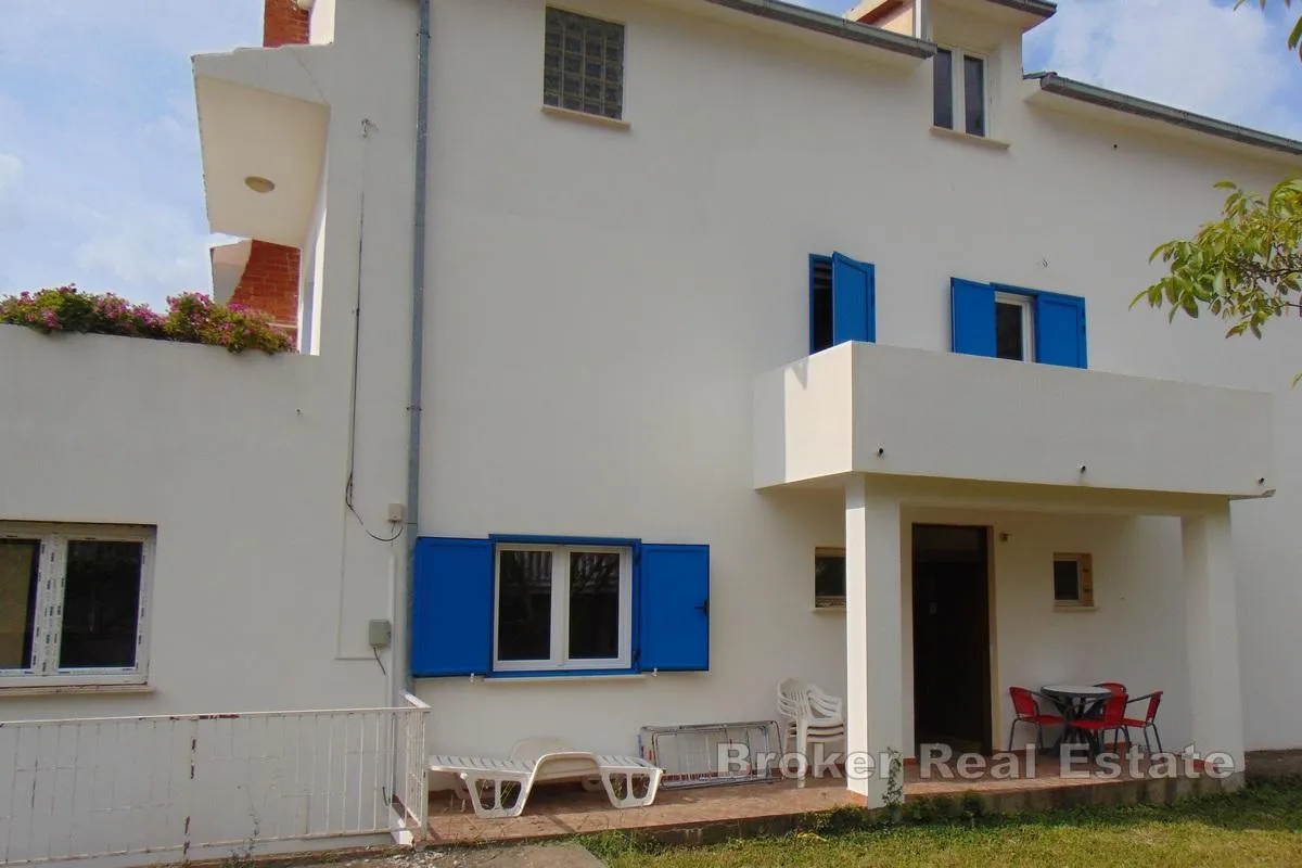 apartmanska kuća s pogledom na more - slika 11