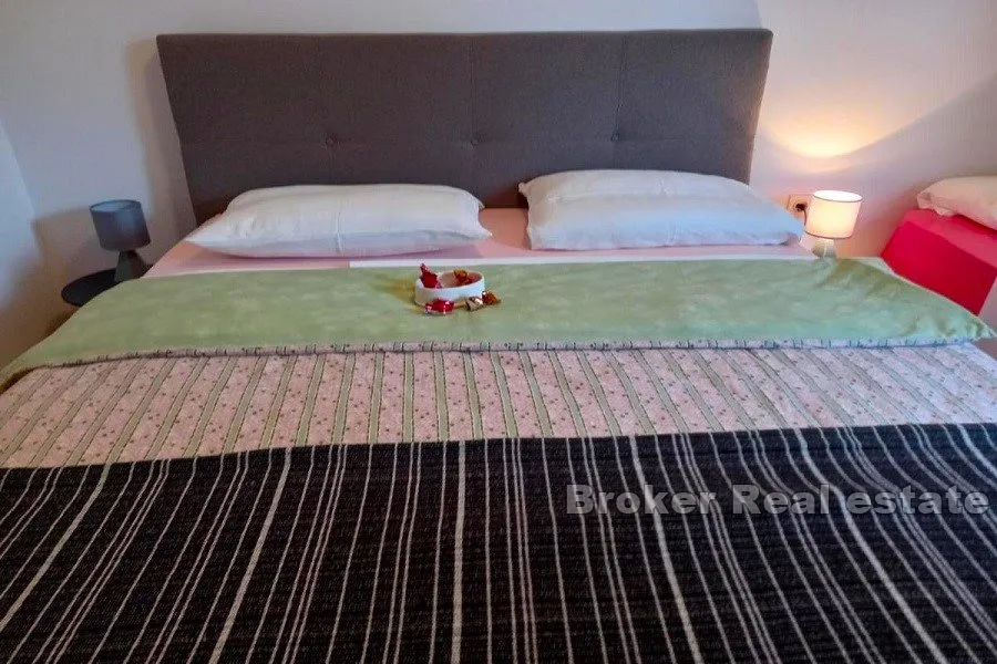 kuća, prvi red do mora, uz samu plažu. - slika 8