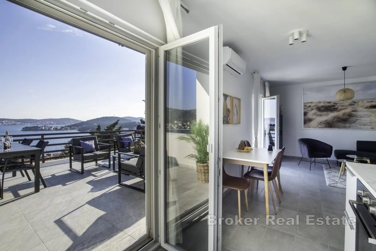 penthouse s terasom i pogledom na more - slika 3