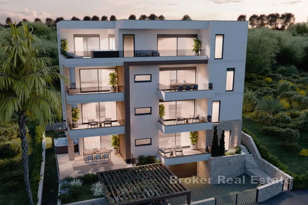 luksuzni penthouse s panoramskim pogledom na more unutar novogradnje - slika 12