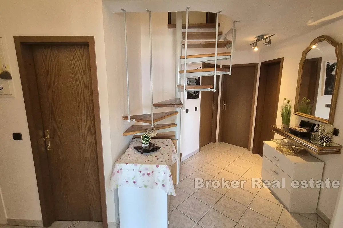 apartman s pogledom na more - slika 12