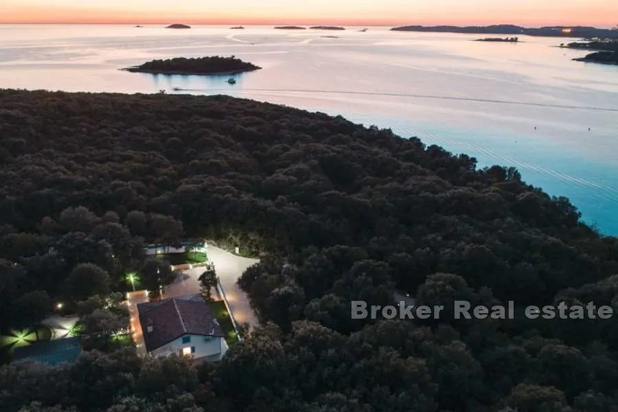 Kuća za odmor prvi red do mora - Rovinj
