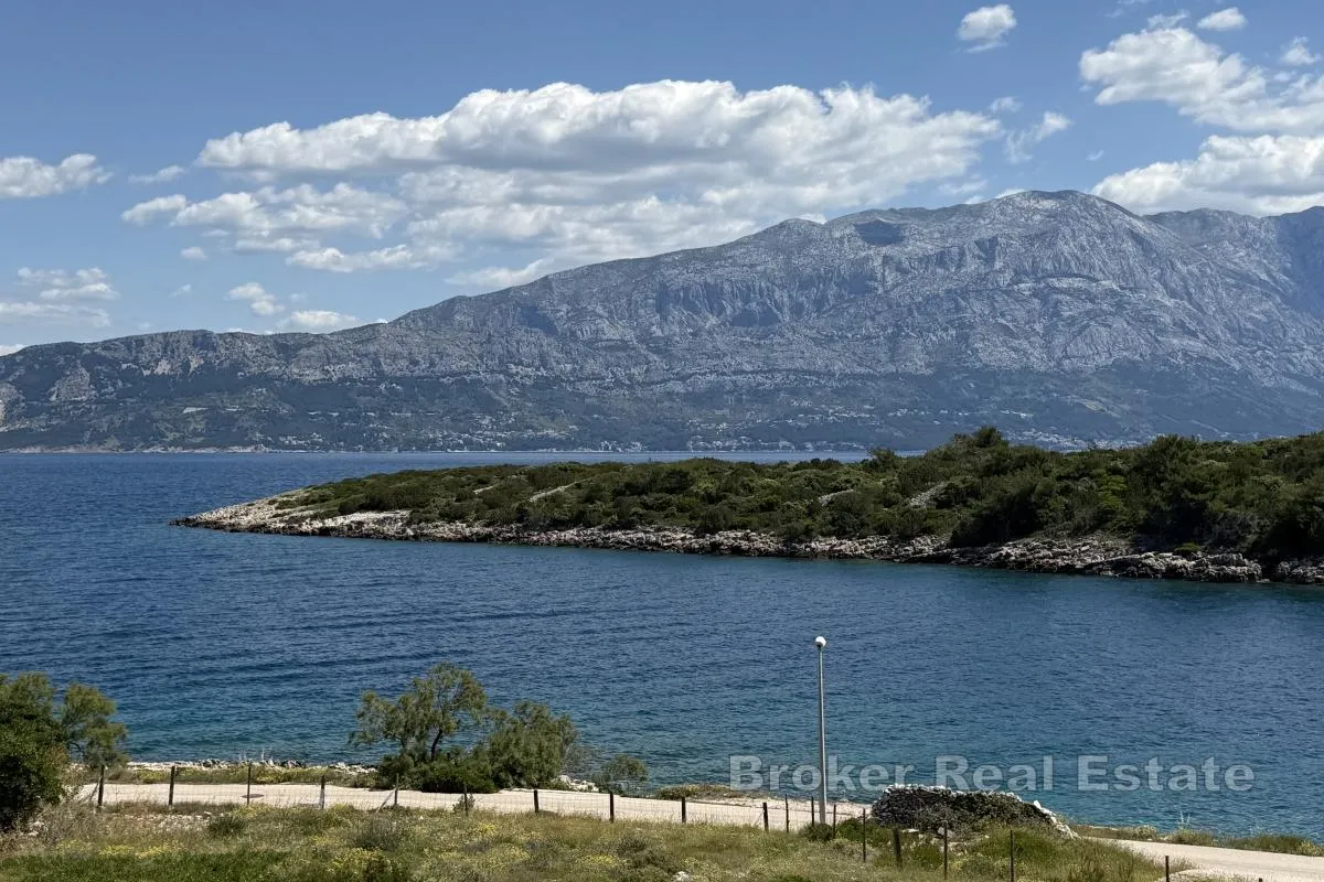 mediteranska kuća s bazenom u blizini mora - slika 1