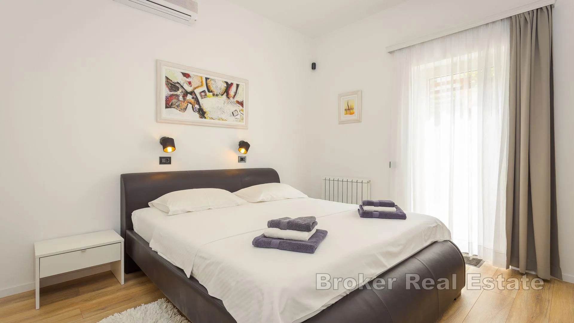 apartmanska kuća u prvom redu do mora - slika 11