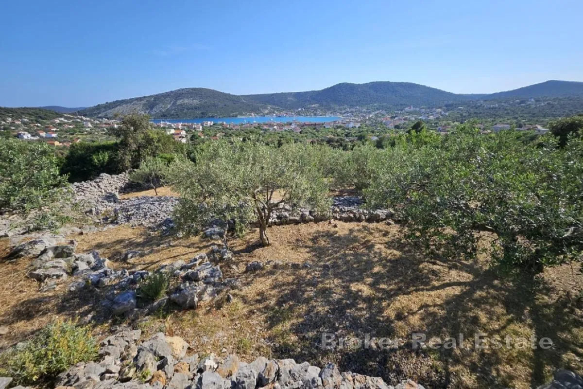 zemljište s pogledom na more - slika 4