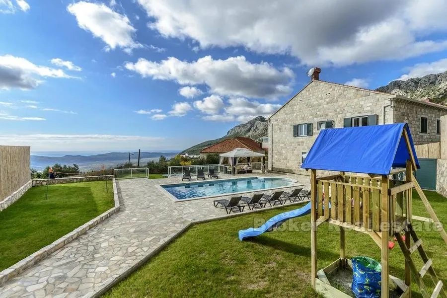 luksuzna kamena villa za najam - slika 2