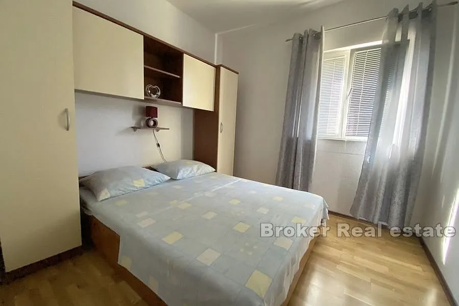 apartmanska kuća prvi red do mora - slika 16