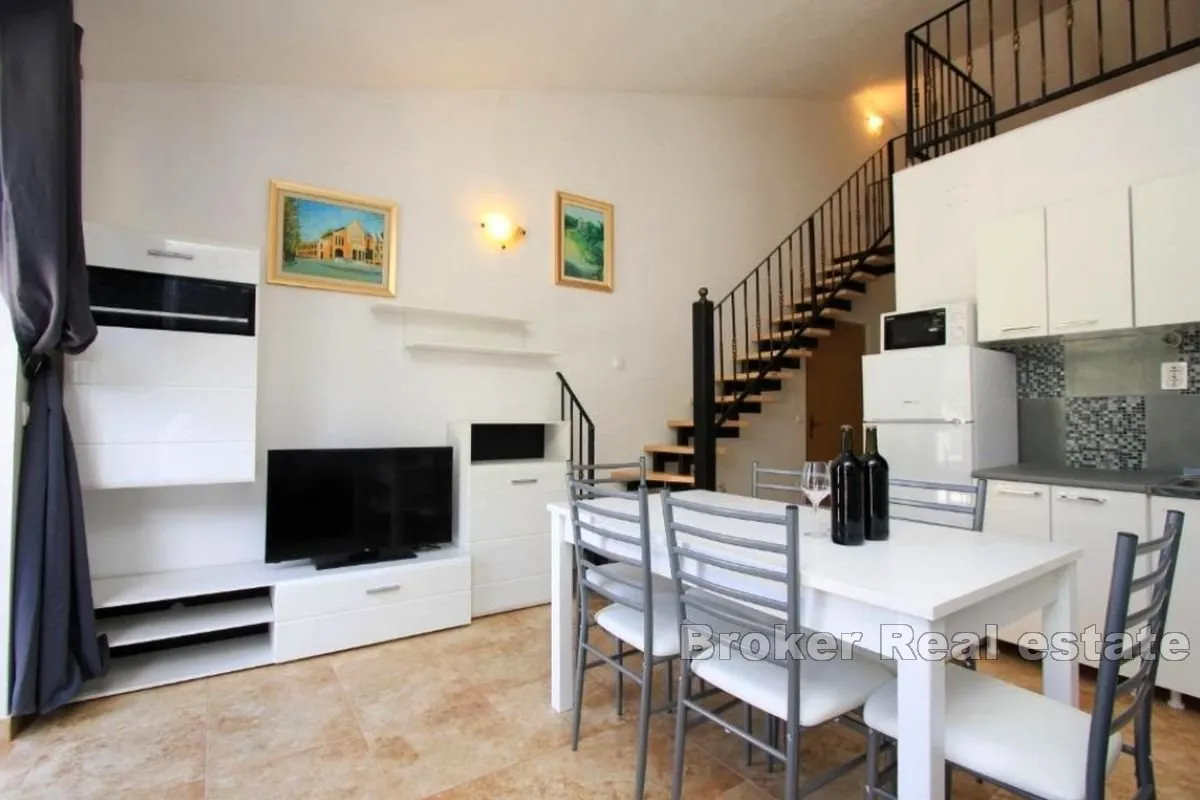 apartmanska kuća prvi red do mora - slika 5