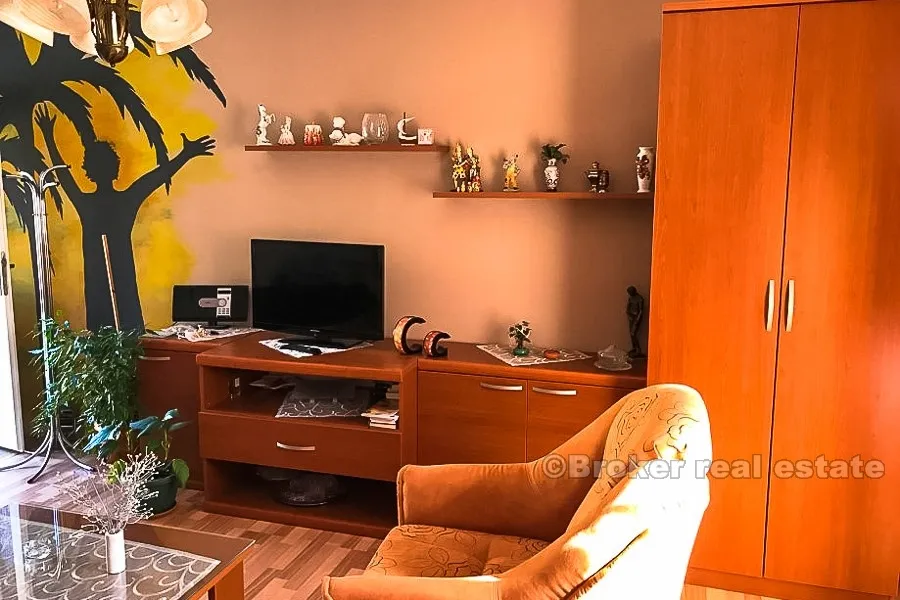 dvojna kamena kuća s dvorištem, na prodaju - slika 8