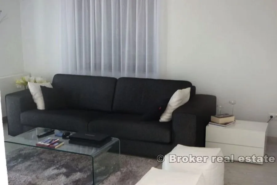 kuća sa 3 etaže, na prodaju - slika 11