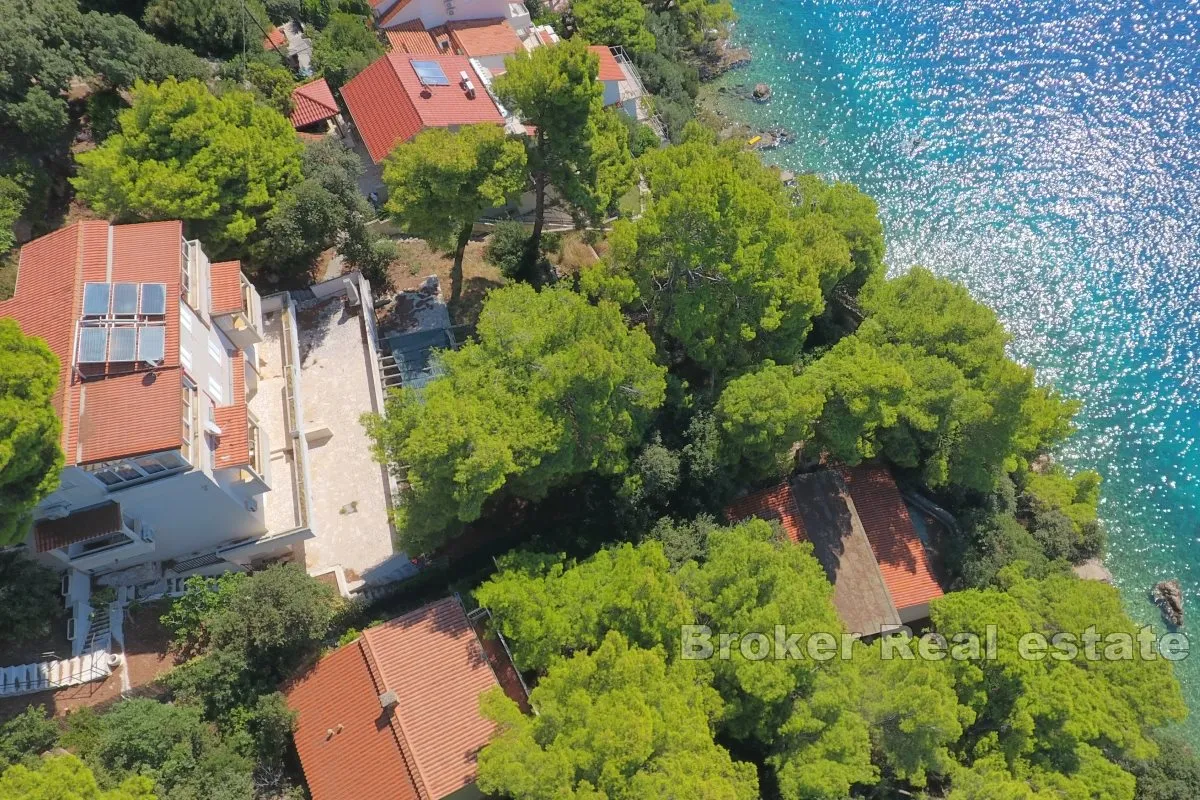 kuća prvi red do mora - slika 2