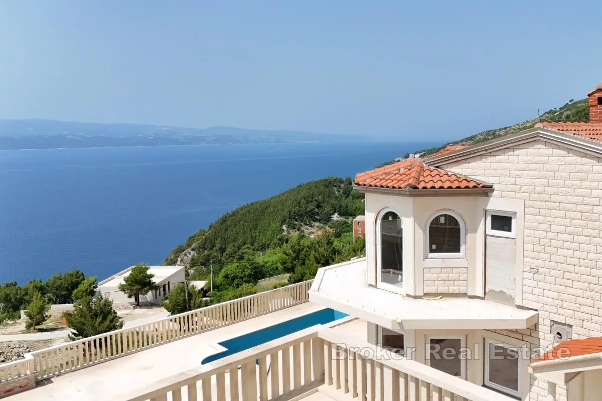 panoramska kuća za renovaciju s prekrasnim pogledom na more - slika 2