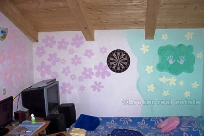 kuća na 3 etaže, na prodaju - slika 11