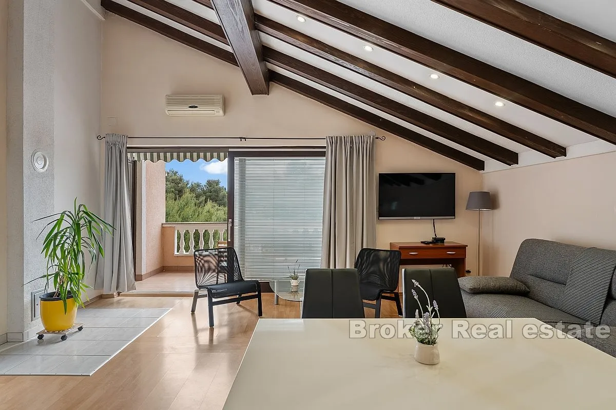apartmanska kuća s restoranom - slika 5