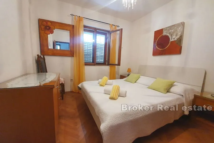 apartmanska kuća sa pogledom na more - slika 10