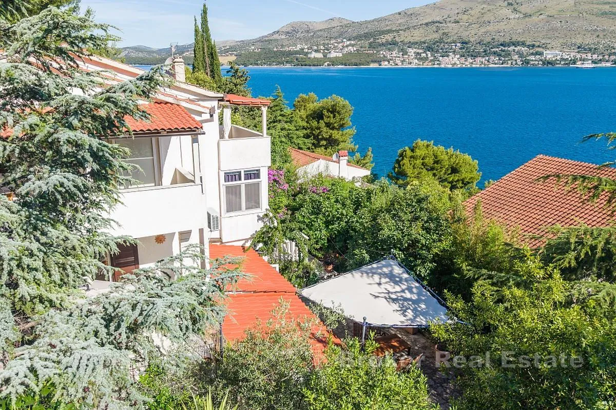 kuća za odmor s vrtom i neometanim pogledom na more - slika 20
