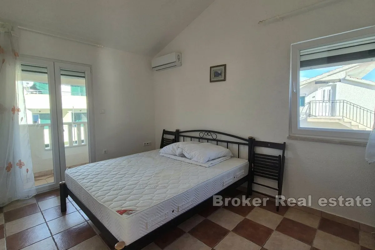 apartmanska kuća s pogledom na more - slika 13