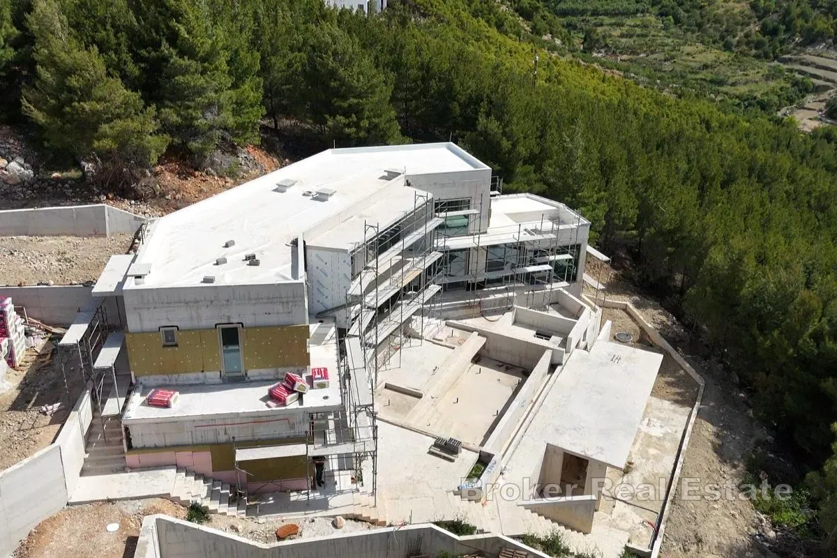 ekskluzivna vila luksuznog uređenja s pogledom na more - slika 27