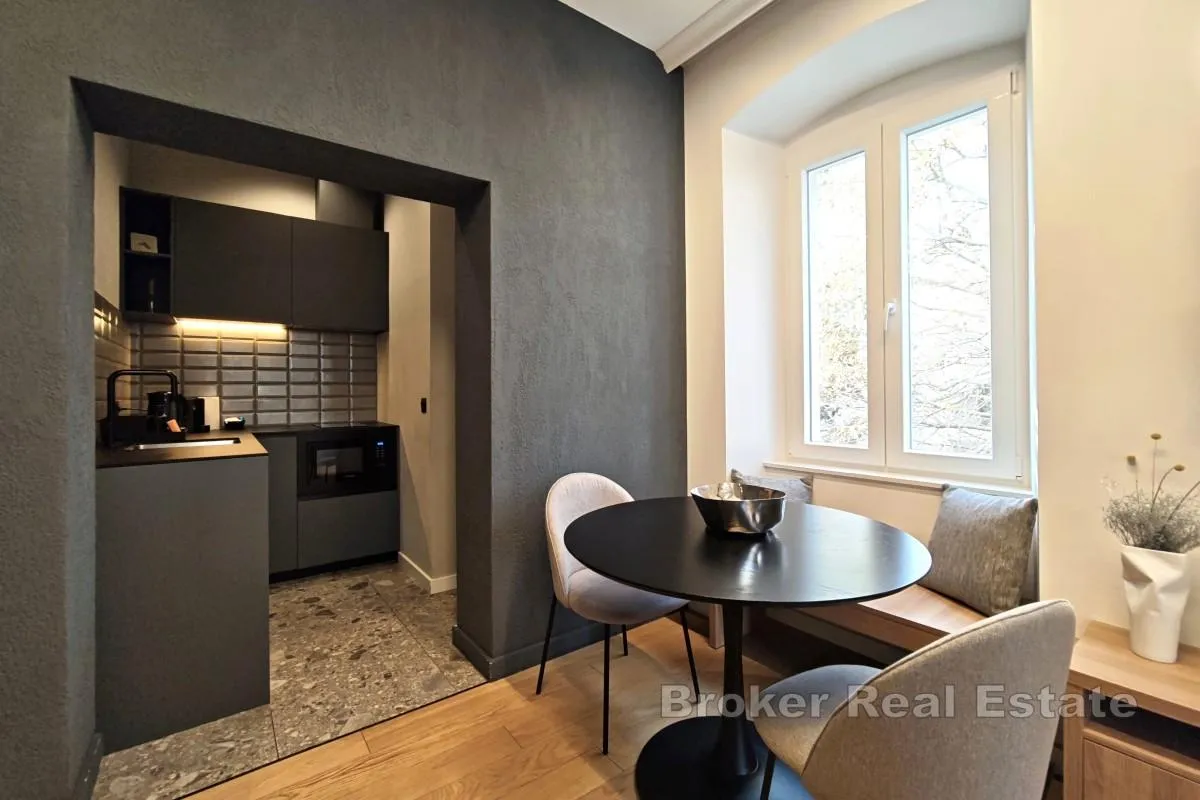 uhodane apartmanske jedinice u centru grada - slika 8