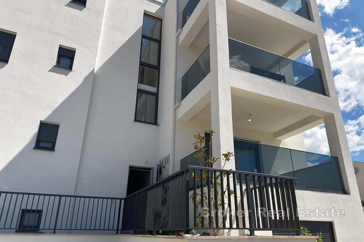 apartmani u novogradnji s pogledom na more - slika 3