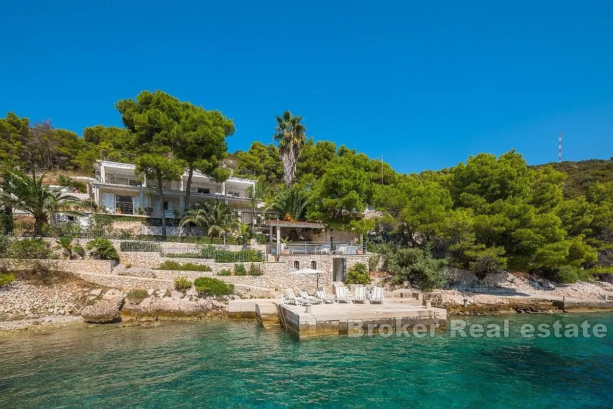 Kuća / Vila na moru, za iznajmljivanje - Hvar