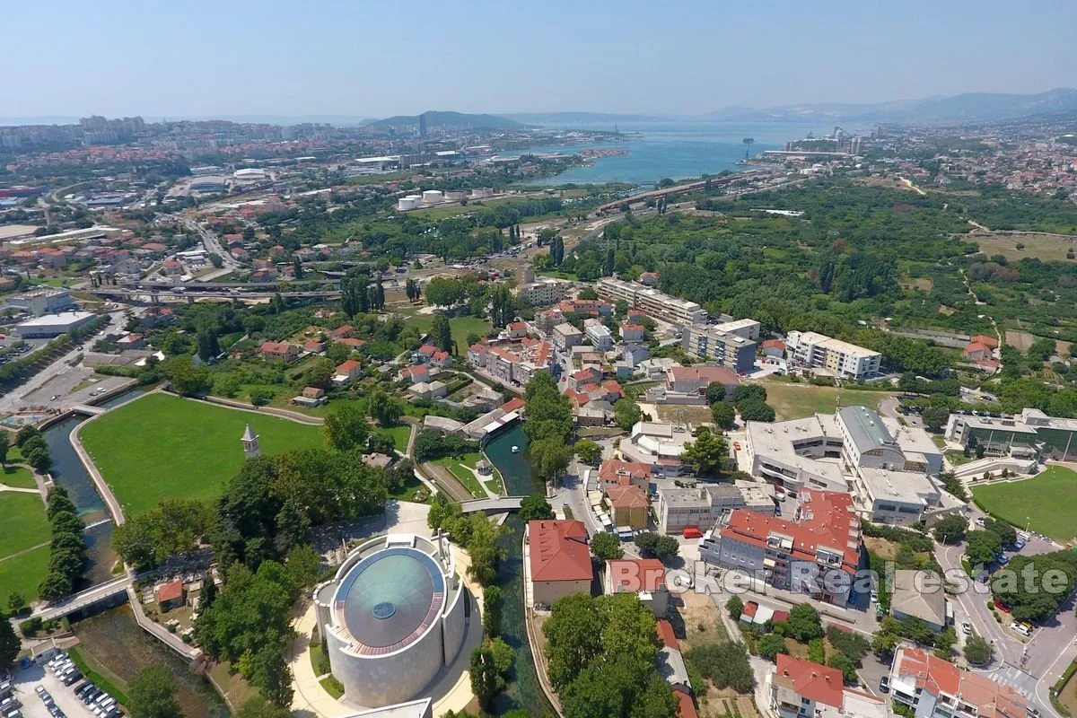 Građevinsko zemljište za stanogradnju na atraktivnoj lokaciji - Solin, Split area