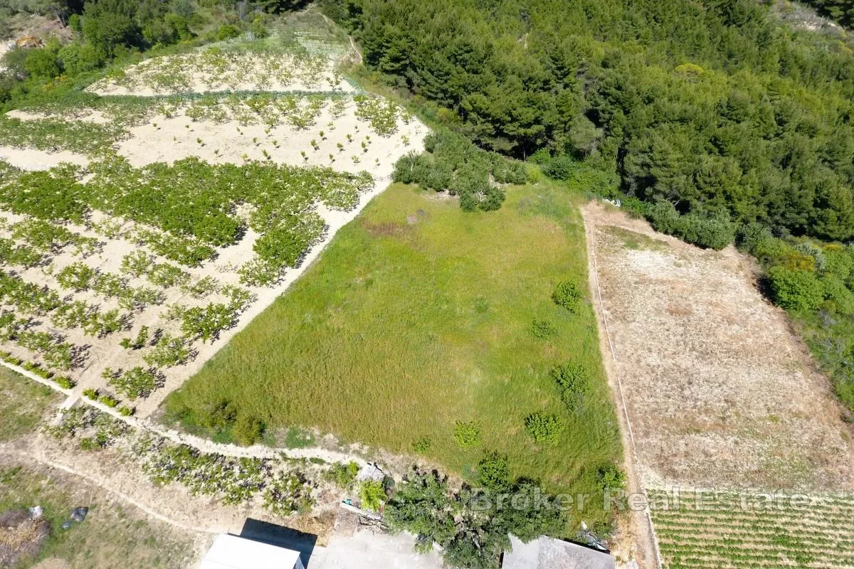 atraktivno zemljište s otvorenim pogledom i projektom za luksuznu vilu - slika 2