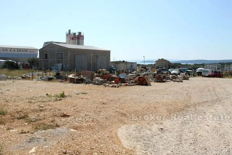 zemljište ukupne površine od 6000 m2 - slika 6