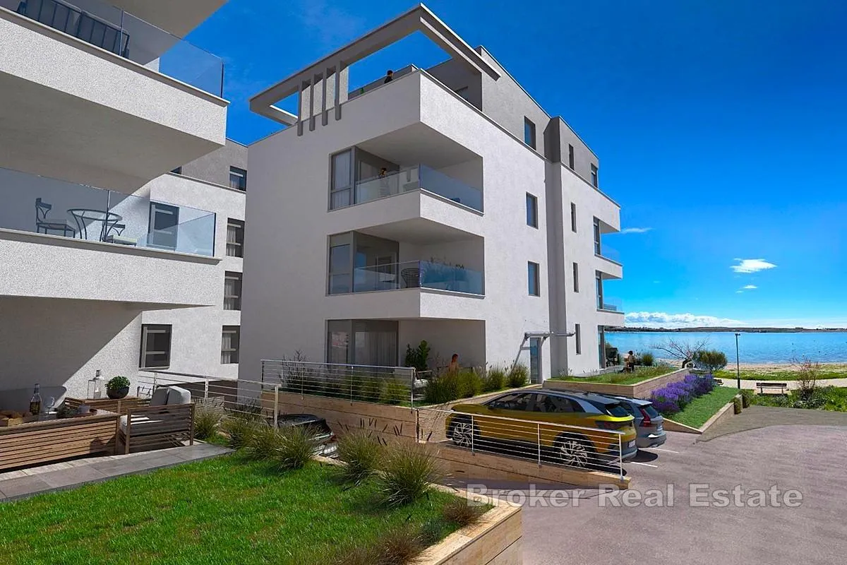 moderni apartmani prvi red do mora - slika 6
