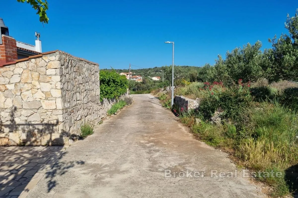 atraktivno građevinsko zemljište u prvom redu do mora - slika 5