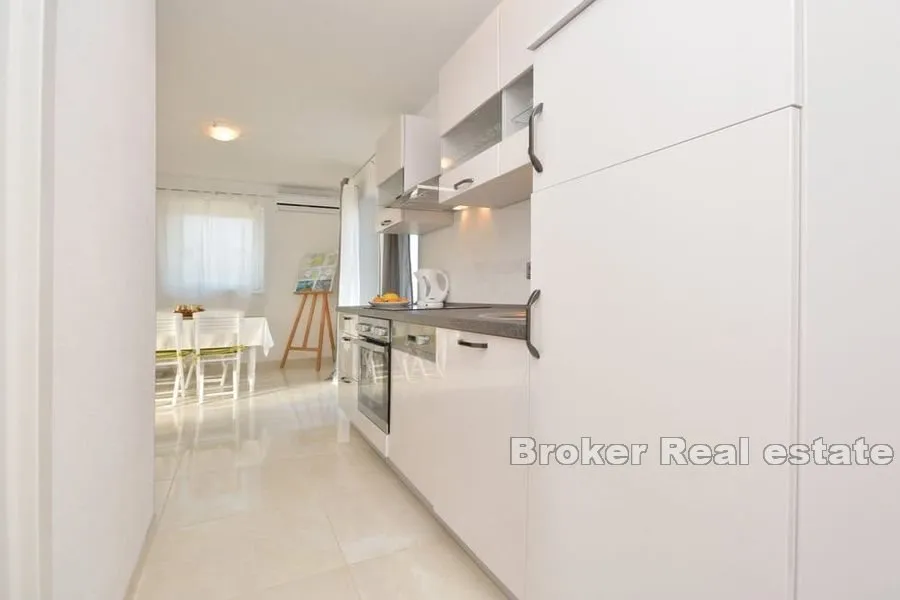 apartmanska kuća s otvorenim pogledom na more - slika 6