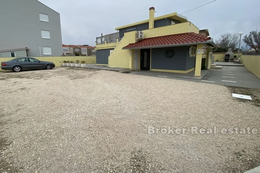 apartmanska kuća prvi red do mora - slika 20