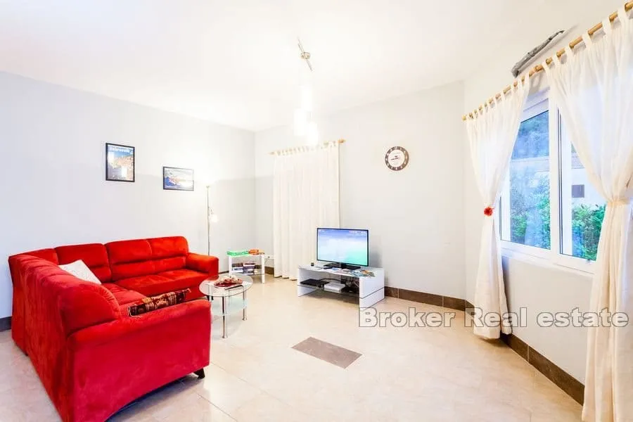 apartmanska kuća prvi red do mora - slika 10