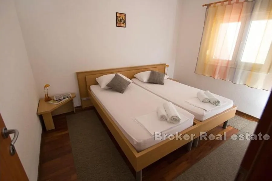 apartmanska kuća s pogledom na more - slika 5