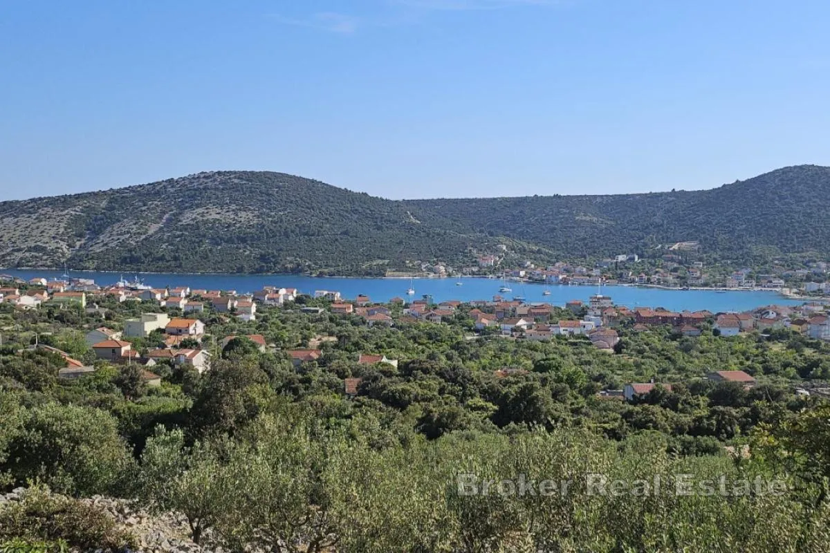 Zemljište s pogledom na more - Marina