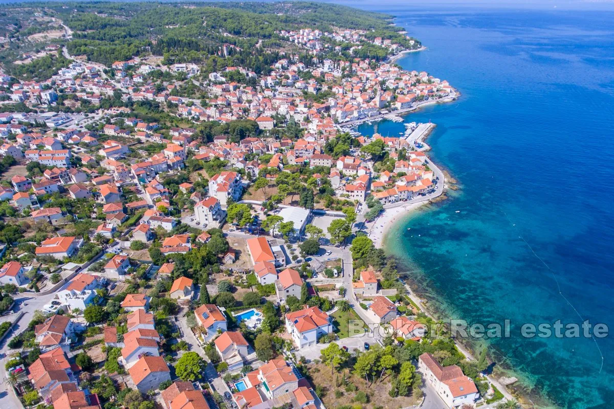 Kuća na iznimnoj lokaciji - Brač, Brač