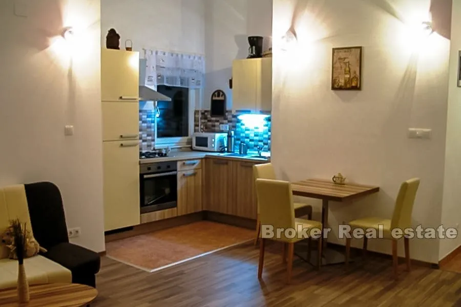 apartmanska kuća s pogledom na more - slika 13