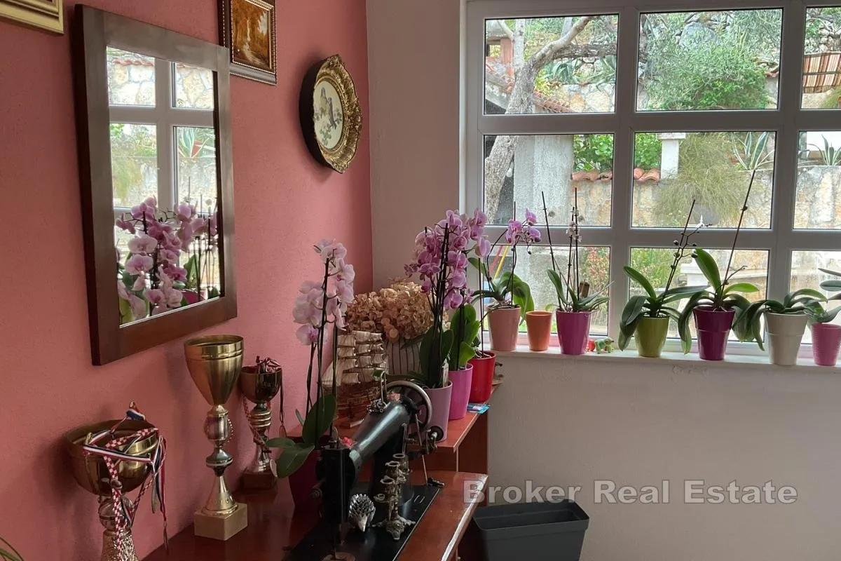 apartmanska kuća s pogledom na more - slika 9
