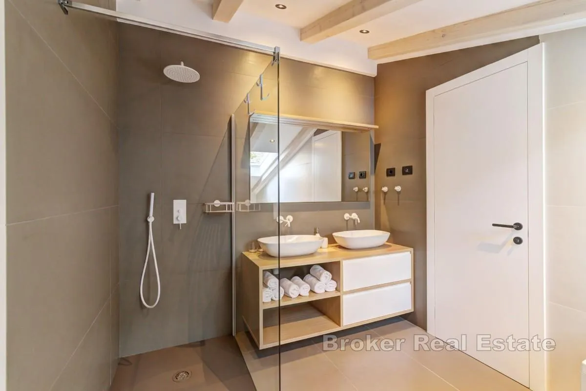luksuzni apartman s panoramskim pogledom - slika 13