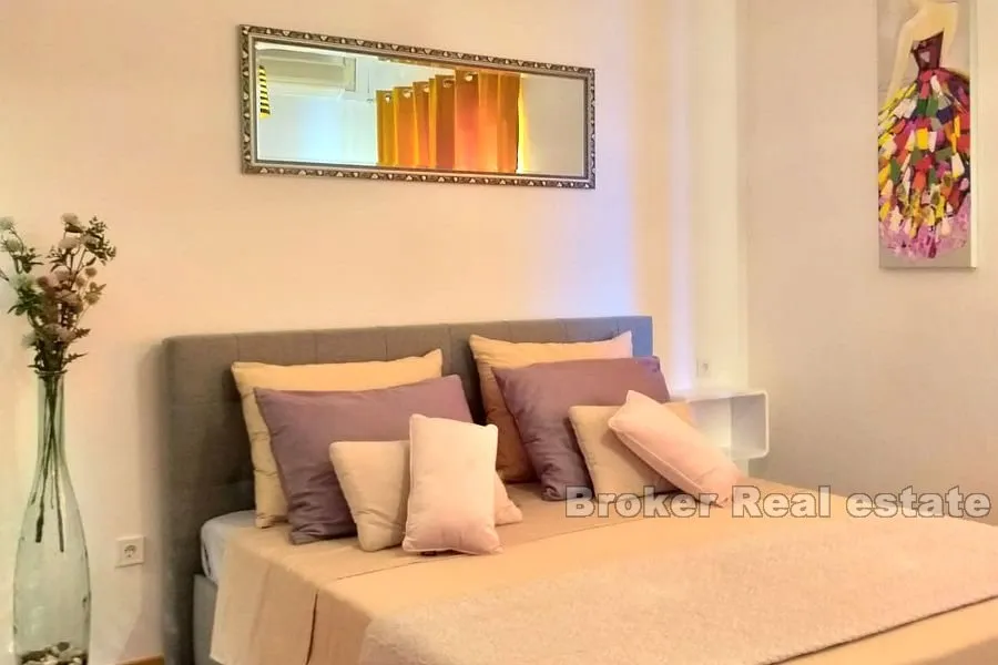 prekrasna kuća / vila, na prodaju - slika 12