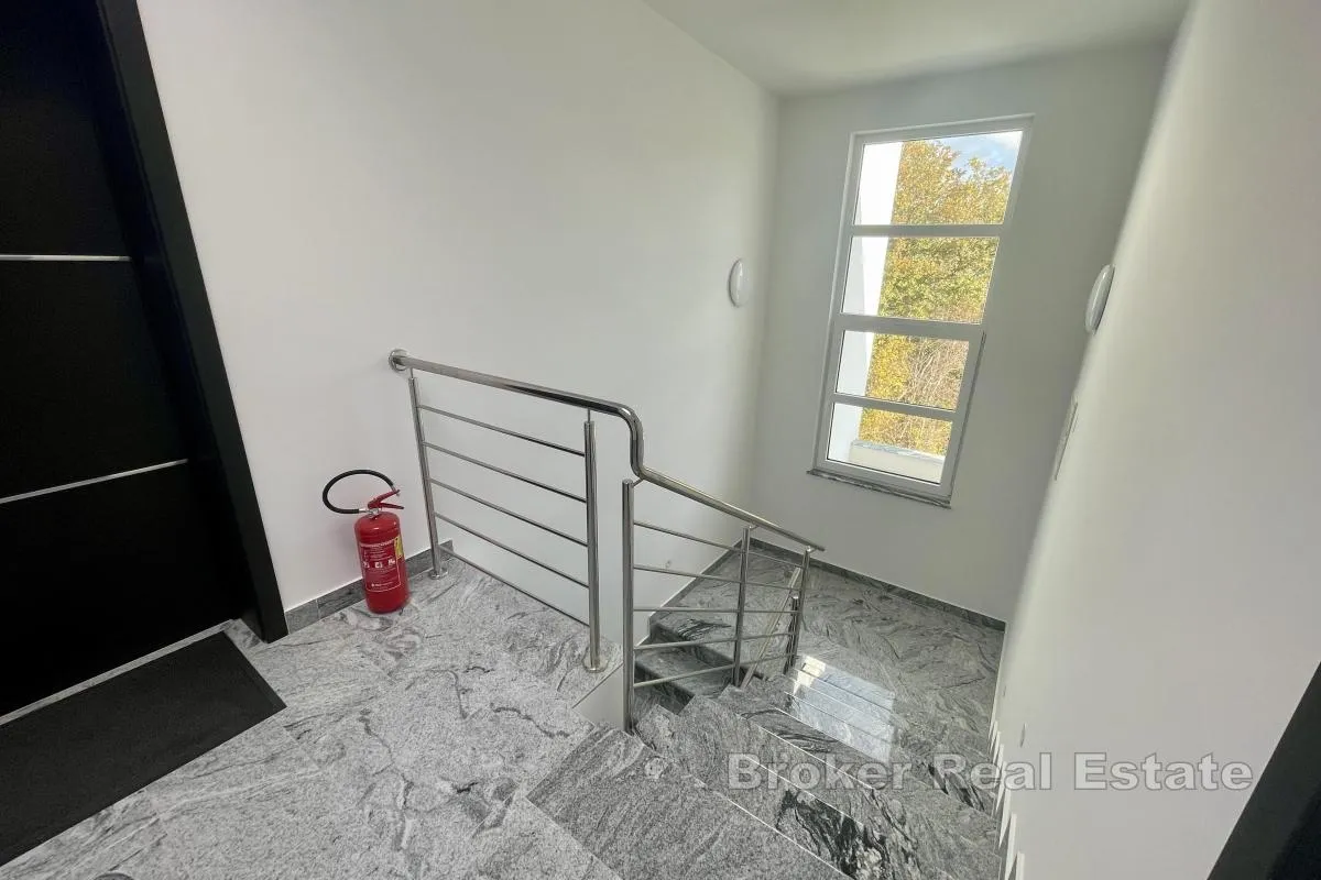 apartman s pogledom na more - slika 13