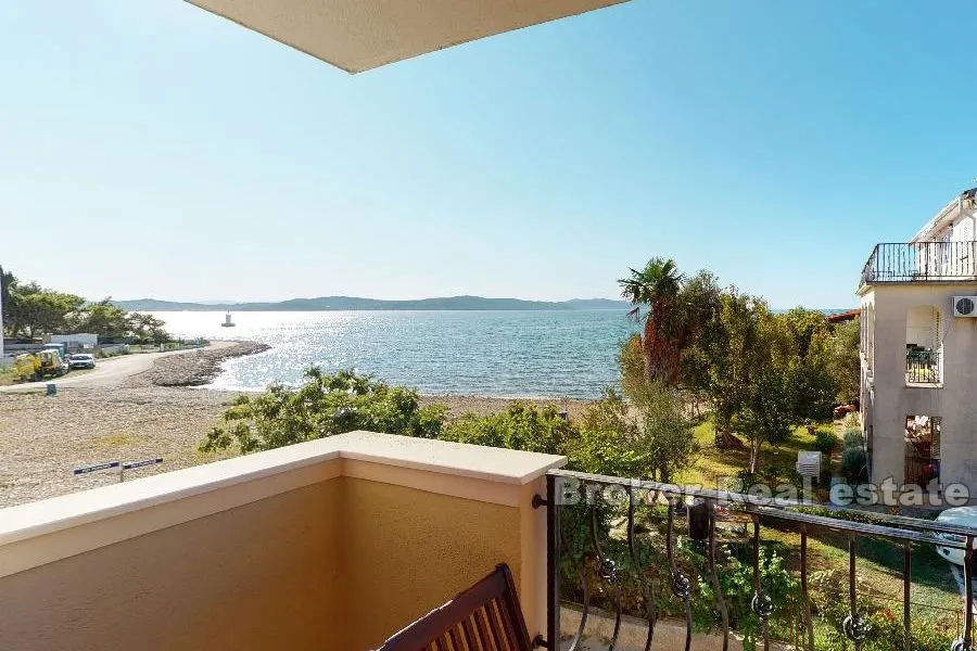 apartmanska kuća s pogledom na more - slika 4