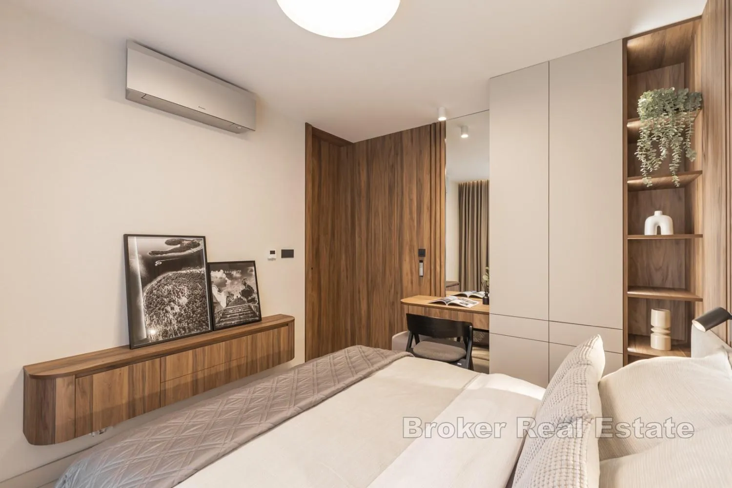 izuzetan dvoetažni penthouse - slika 18