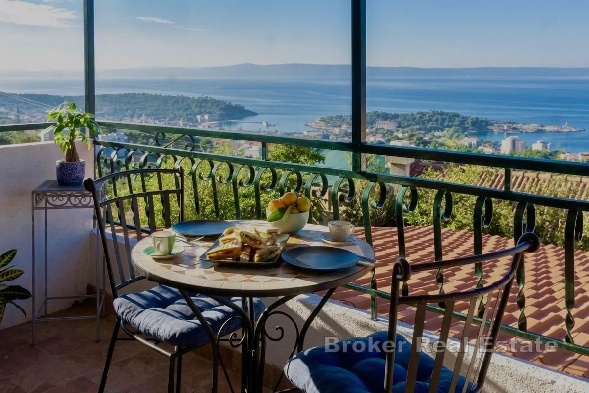kuća s bazenom i panoramskim pogledom na more - slika 10