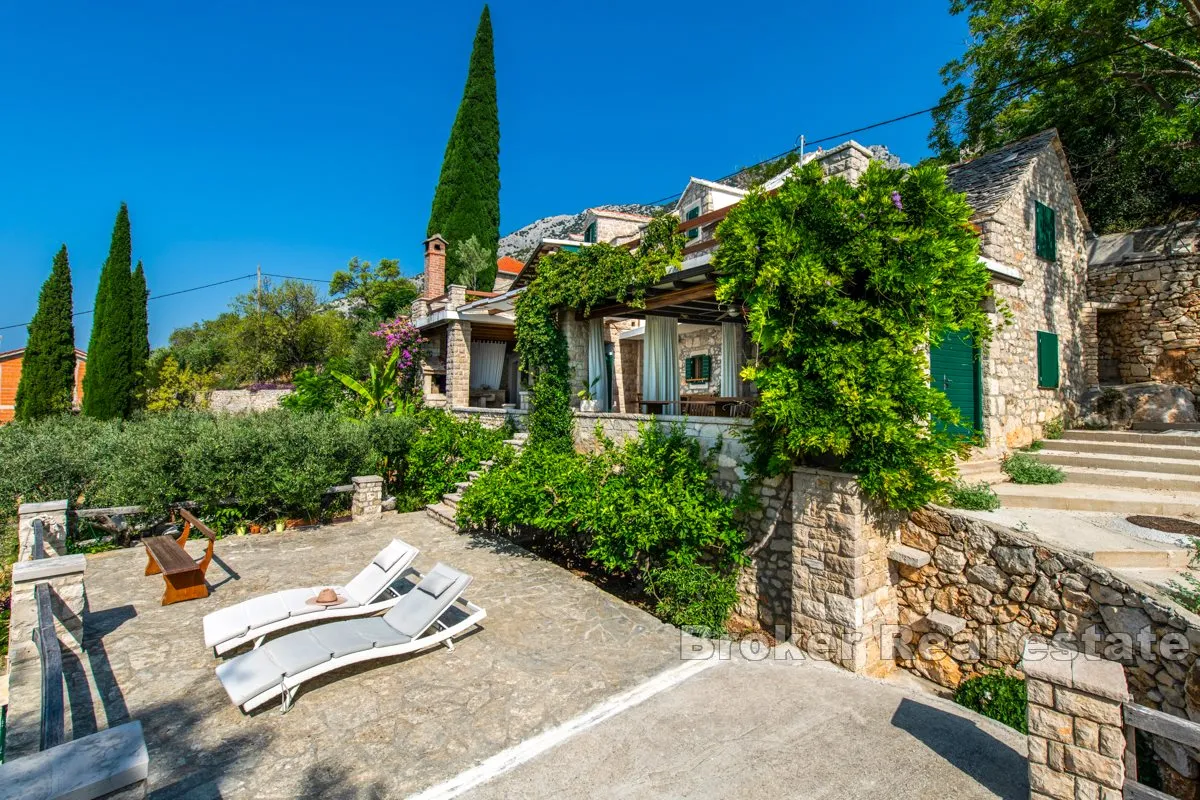 jedinstvena kamena vila na prestižnoj lokaciji s panoramskim pogledom na more - slika 7