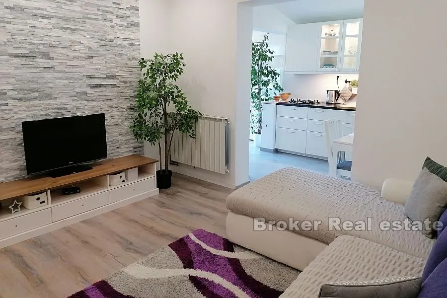 apartmanska kuća s pogledom na more - slika 3