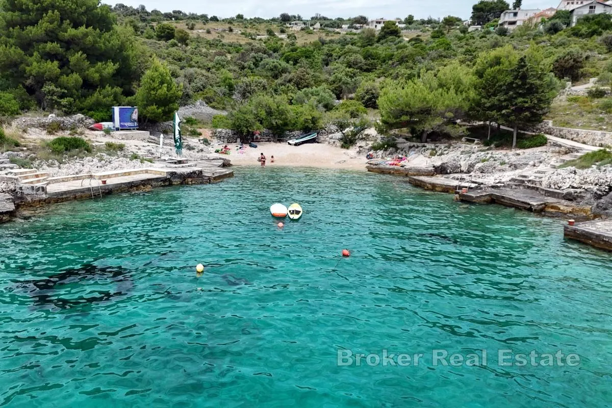 prostrana kuća 150 m od plaže i očaravajućim pogledom - slika 19