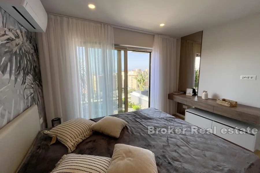 apartmani u novogradnji s pogledom na more - slika 9