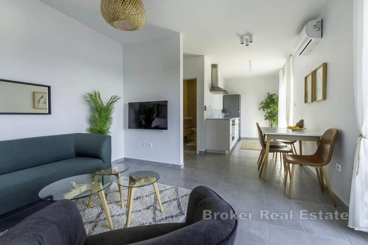 penthouse s terasom i pogledom na more - slika 5