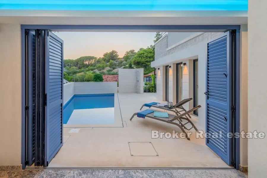 vila u završnoj fazi gradnje, prodaja - slika 6